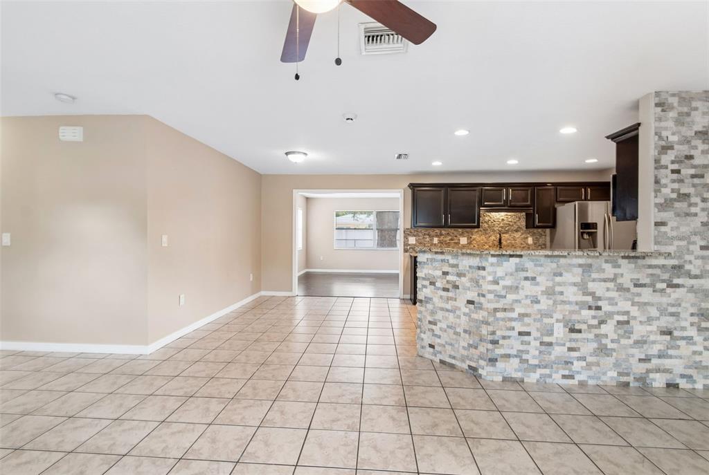 4018 Prado Drive Sarasota, FL 34235 - Photo 12 of 74