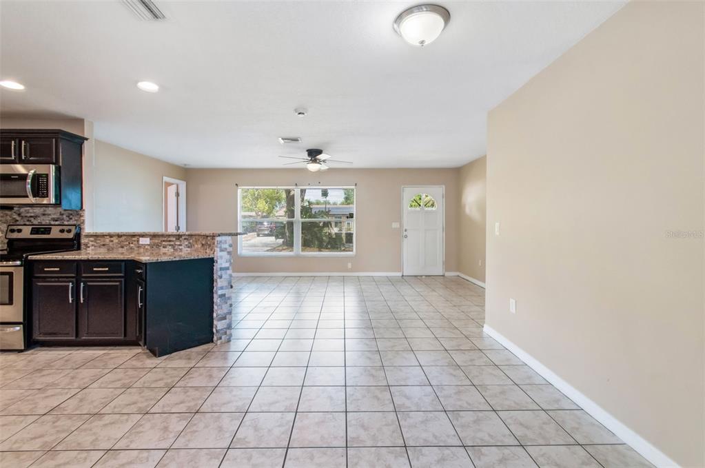 4018 Prado Drive Sarasota, FL 34235 - Photo 29 of 74