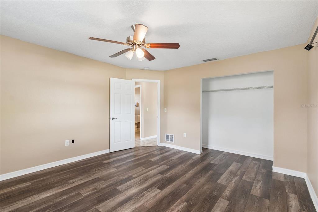 4018 Prado Drive Sarasota, FL 34235 - Photo 44 of 74