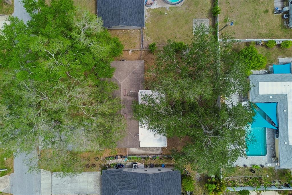 4018 Prado Drive Sarasota, FL 34235 - Photo 70 of 74 an aerial view of a house
