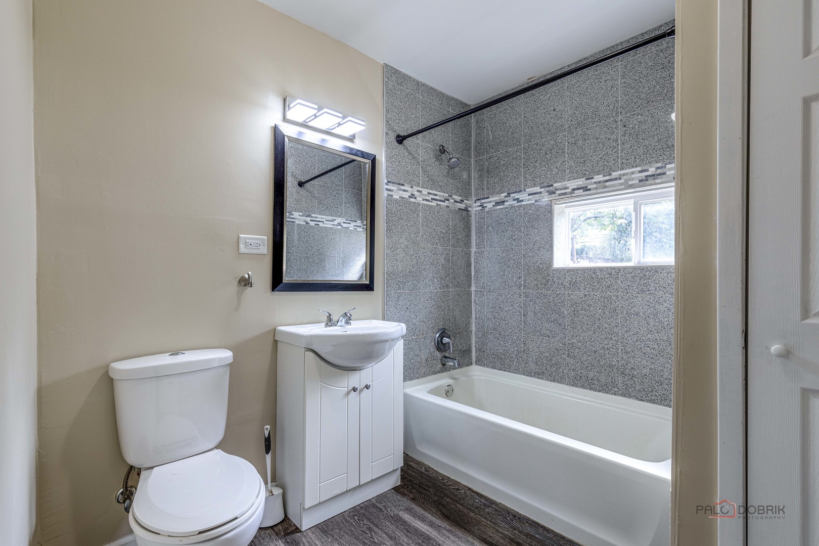 2821 Dempster Street Park Ridge, IL 60068 - Photo 15 of 25 Gallery Image 15