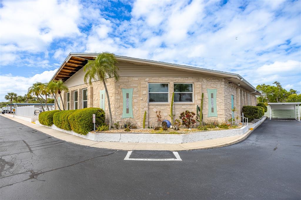 250 Rosery Road Northwest, Unit 298 Largo, FL 33770 - Photo 32 of 38