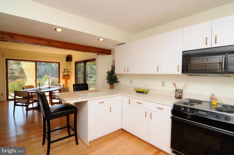 1889 Burley Road Annapolis, MD 21409 - Photo 21 of 24 Kitchen