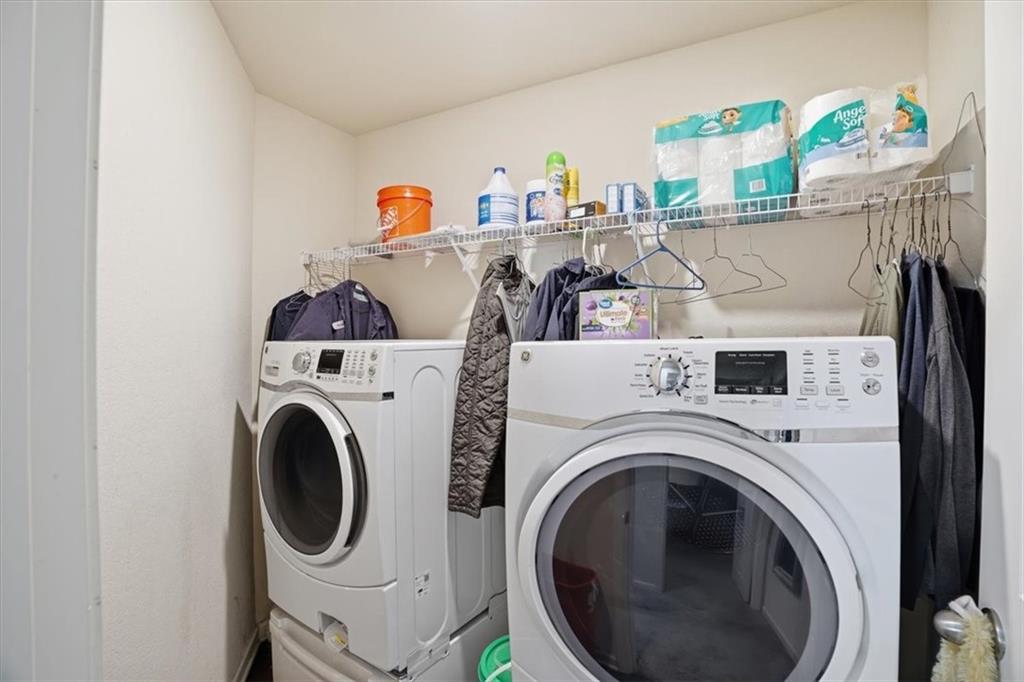 222 Seasons Valley Pendergrass, GA 30567 - Photo 22 of 30 a utility room with dryer and washer