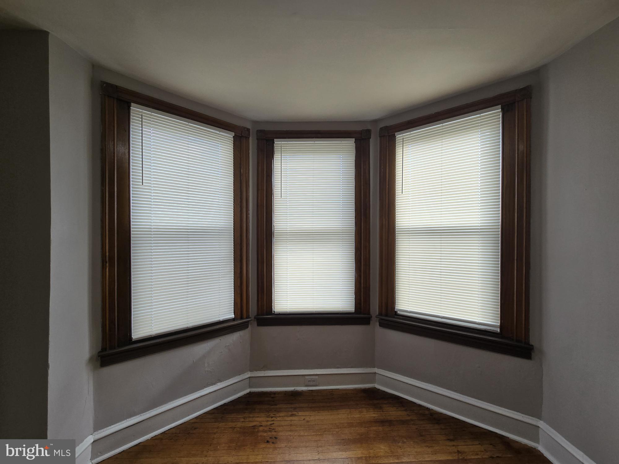 4254 North 7th Street Philadelphia, PA 19140 - Photo 16 of 26 a view of an empty room with a window