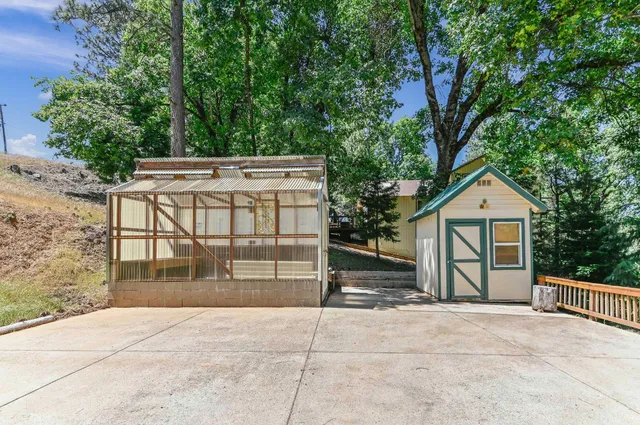 a view of a house with a outdoor space