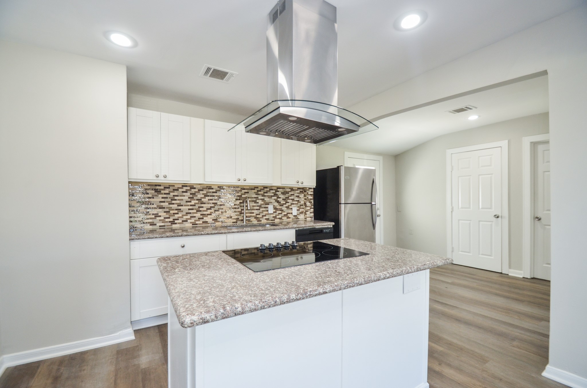 5238 Keystone Street Houston, TX 77021 - Photo 11 of 31 Unleash your inner chef in this kitchen.