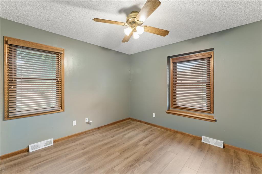 617 West Maple Street Raymore, MO 64083 - Photo 21 of 48 Gallery Image 21