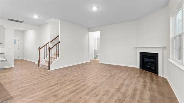 $384,890 | 3002 Middle Creek Lane, Greensboro, NC 27405