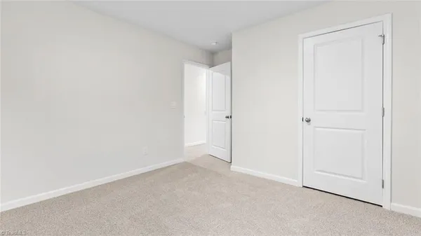 $384,890 | 3002 Middle Creek Lane, Greensboro, NC 27405