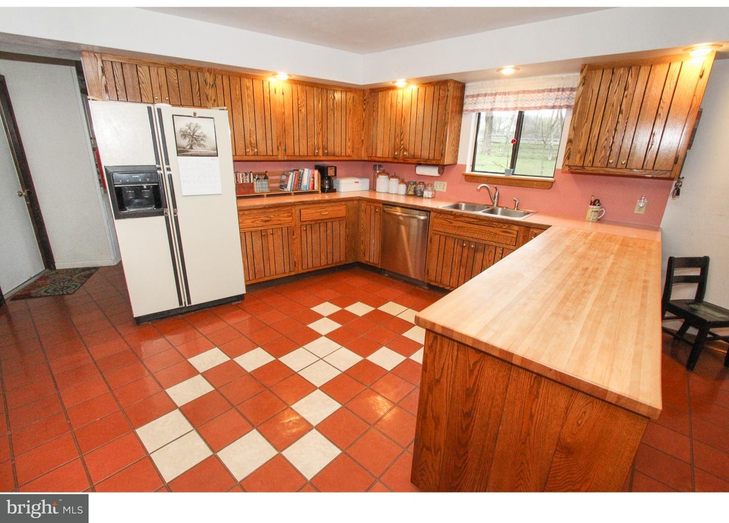 319 Congo-Niantic Road Barto, PA 19504 - Photo 8 of 25 Gallery Image 8