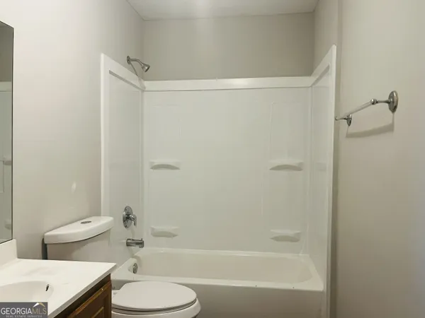 $995 | 603 Wilburn Avenue, Unit E, LaGrange, GA 30240