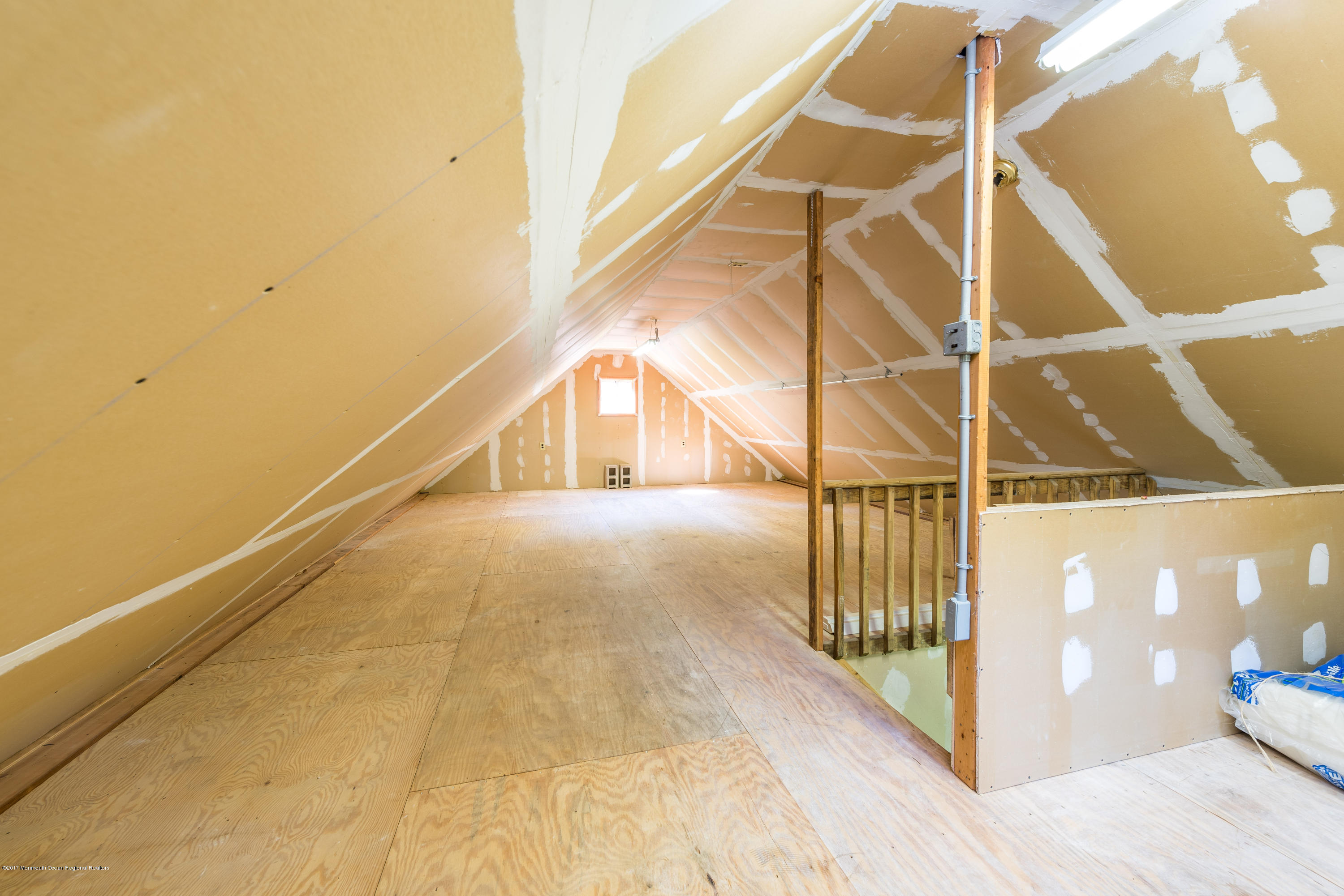 256 Birdsall Road Farmingdale, NJ 07727 - Photo 17 of 20 Loft Area