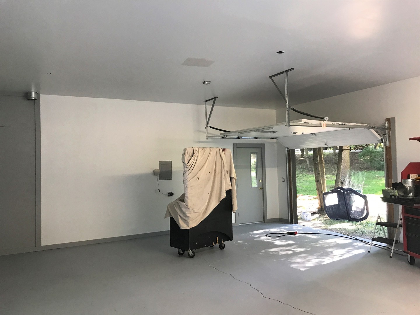 9N483 Muirhead Road Elgin, IL 60124 - Photo 33 of 40 a view of a room with gym equipment