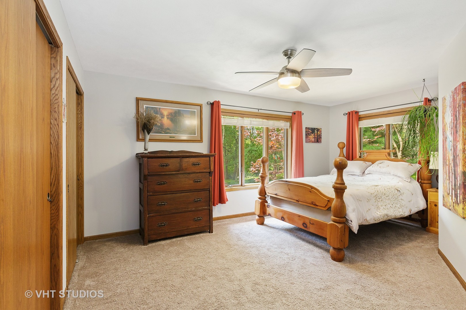 9N483 Muirhead Road Elgin, IL 60124 - Photo 9 of 40 a spacious bedroom with a bed and dresser