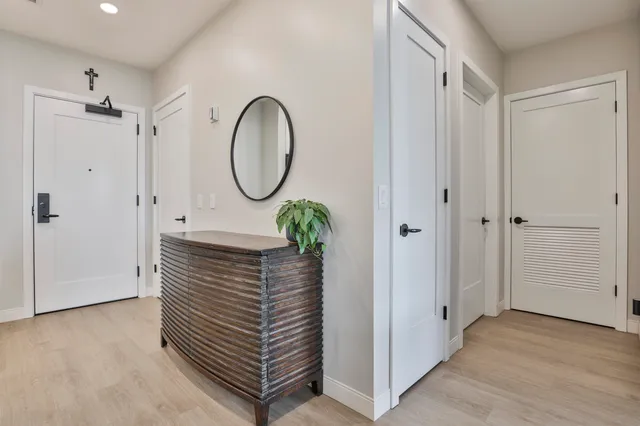 $959,900 | 18 Artisan Drive, Unit 307, Salem, NH 03079