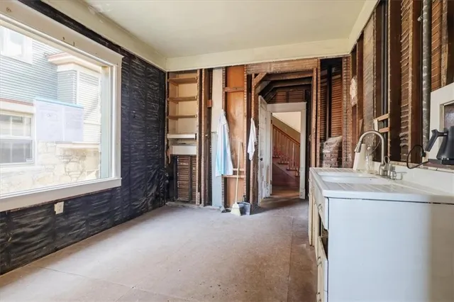 $450,000 | 3846 Charlotte Street, Kansas City, MO 64109