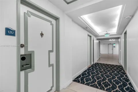 $3,900 | 5101 Collins Avenue, Unit 12G, Miami Beach, FL 33140