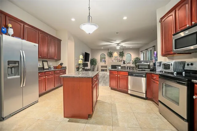 $499,900 | 100 Via Rosa Court, DeBary, FL 32713