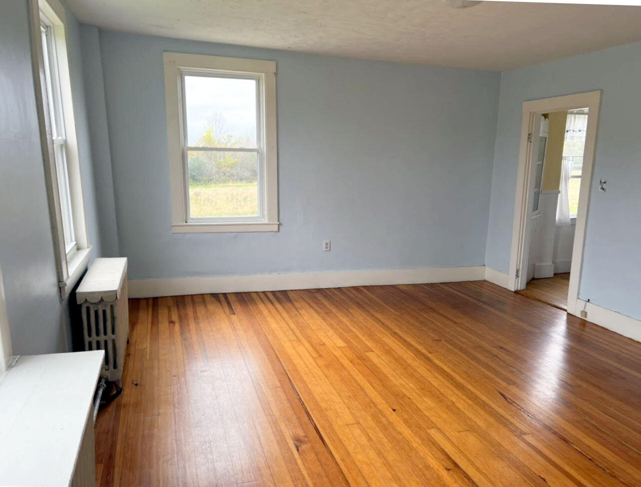 1242 Clinton Avenue Waterville, ME 04901 - Photo 6 of 69 Living Room