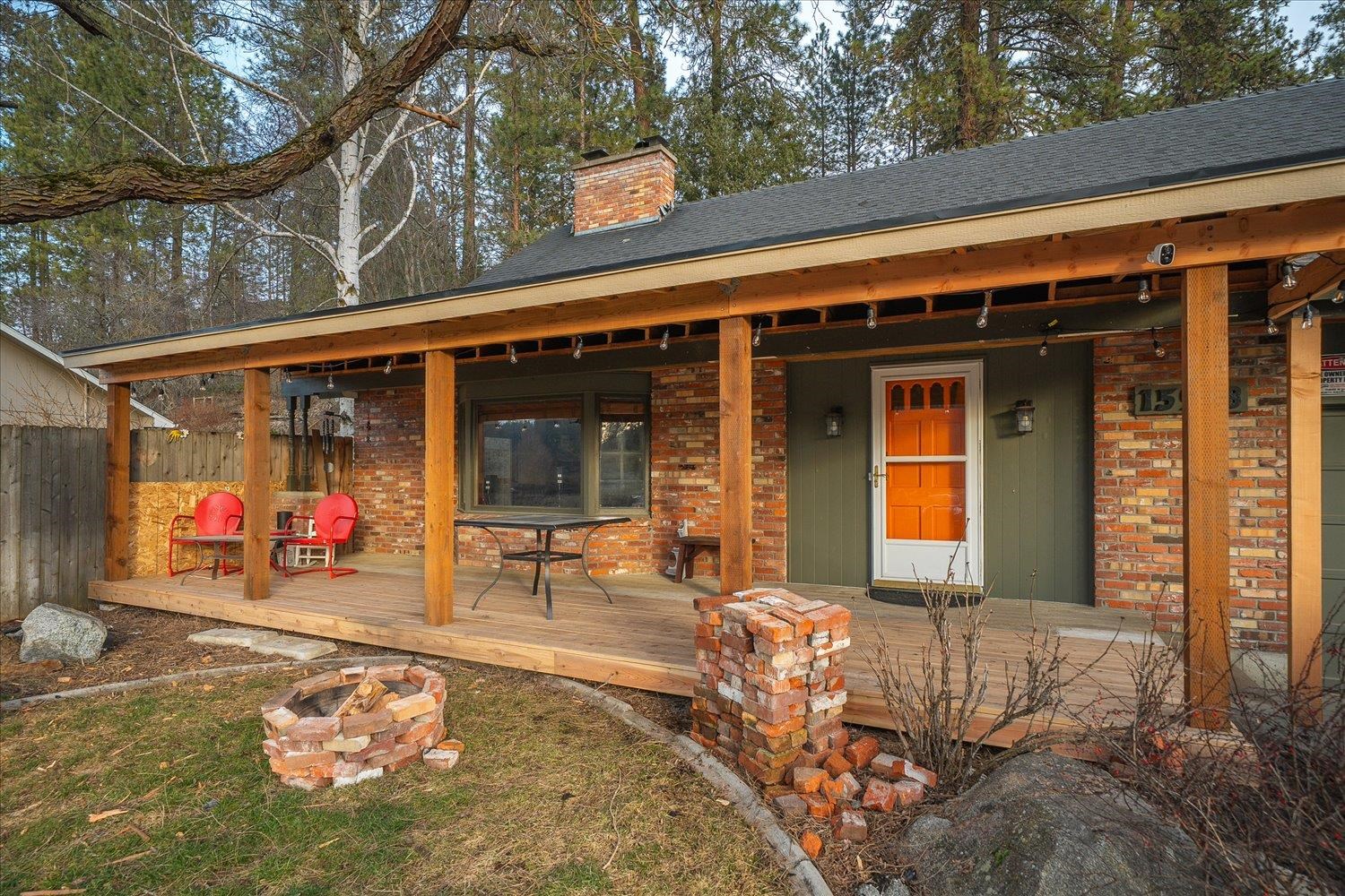 15908 North Azure Drive Spokane, WA 99208 - Photo 3 of 47