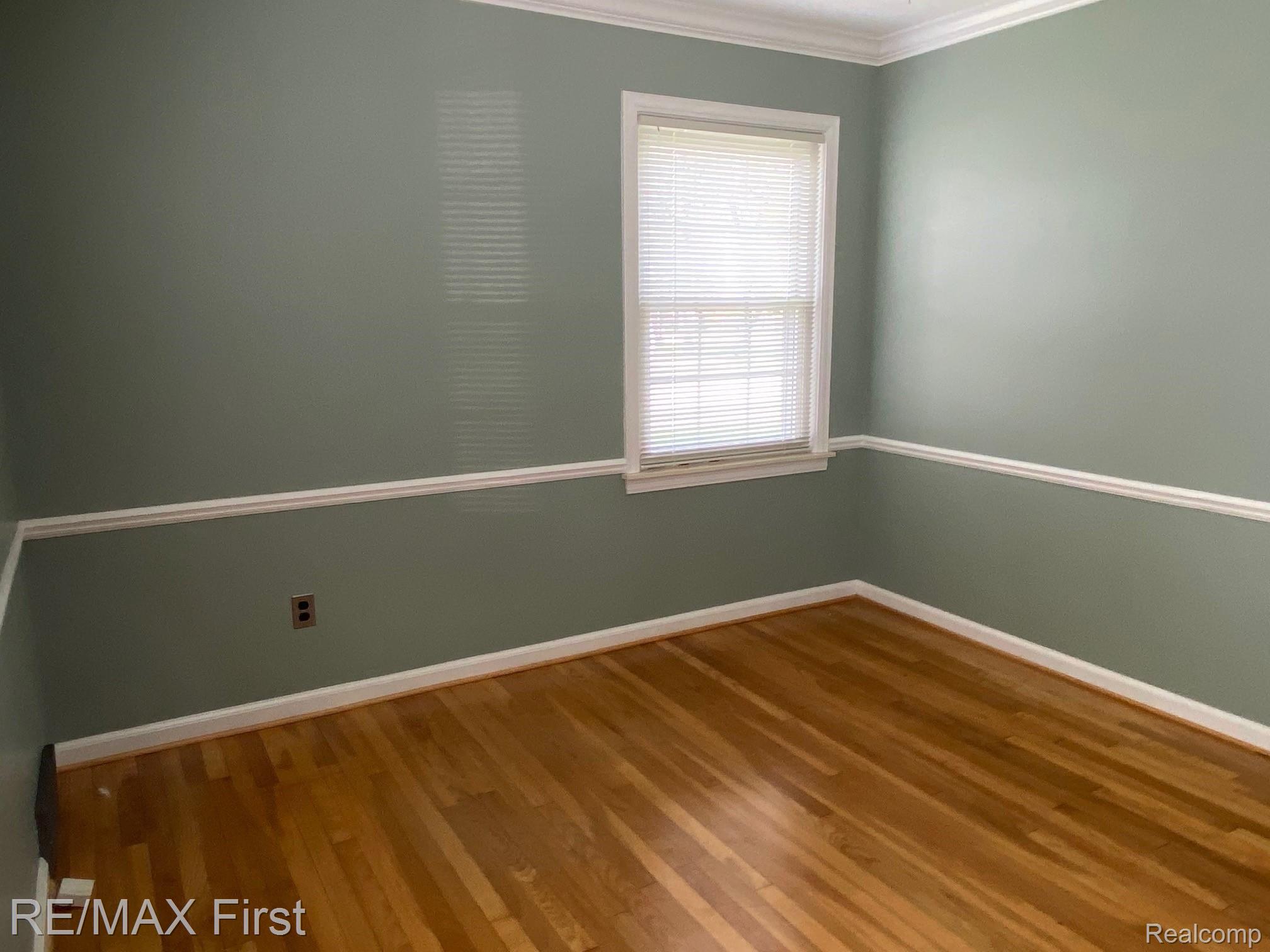 4600 Chicago Road Warren, MI 48092 - Photo 17 of 43 Bedroom