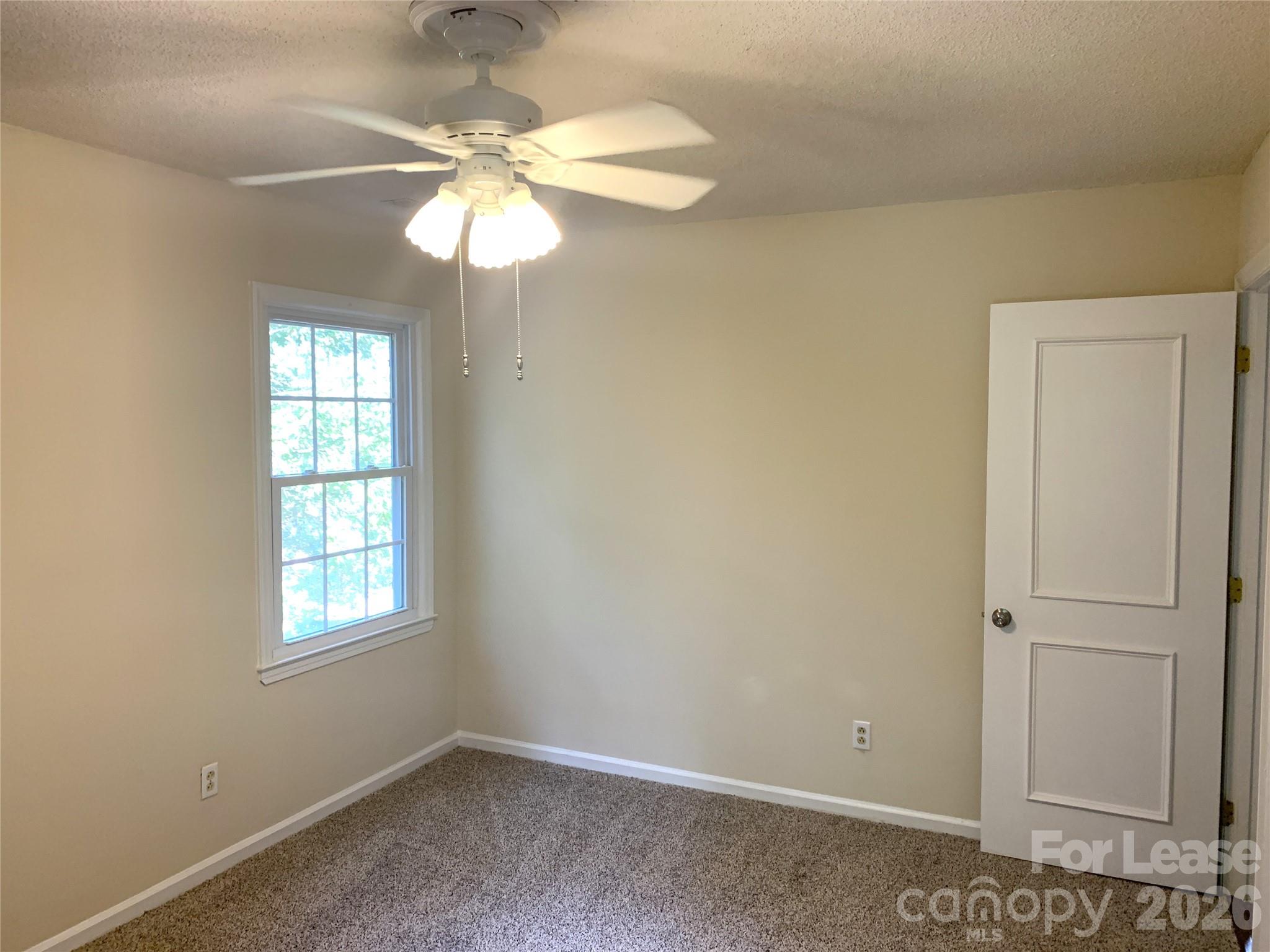1114 Glenshannon Road Matthews, NC 28105 - Photo 11 of 35