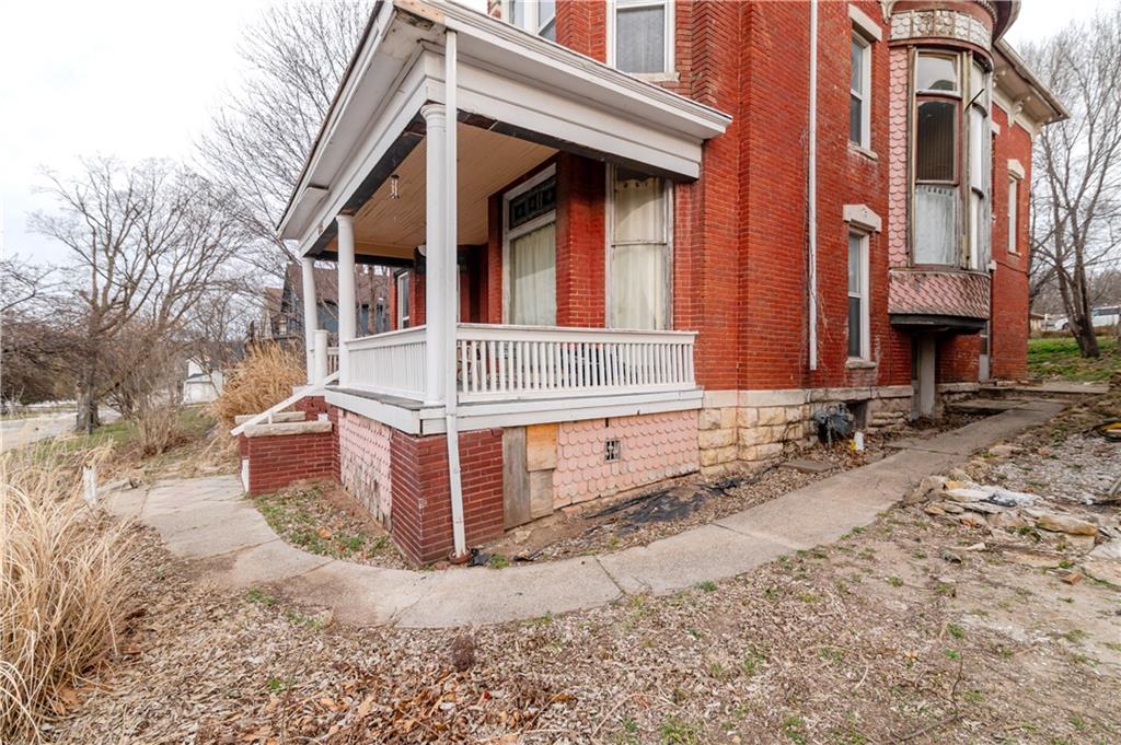 605 Atchison Street Atchison, KS 66002 - Photo 13 of 99