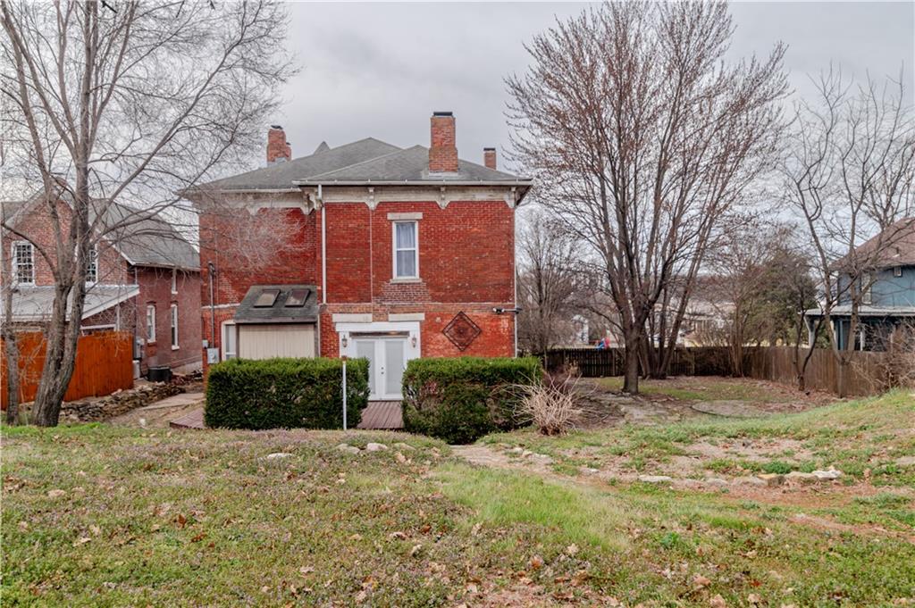 605 Atchison Street Atchison, KS 66002 - Photo 7 of 99