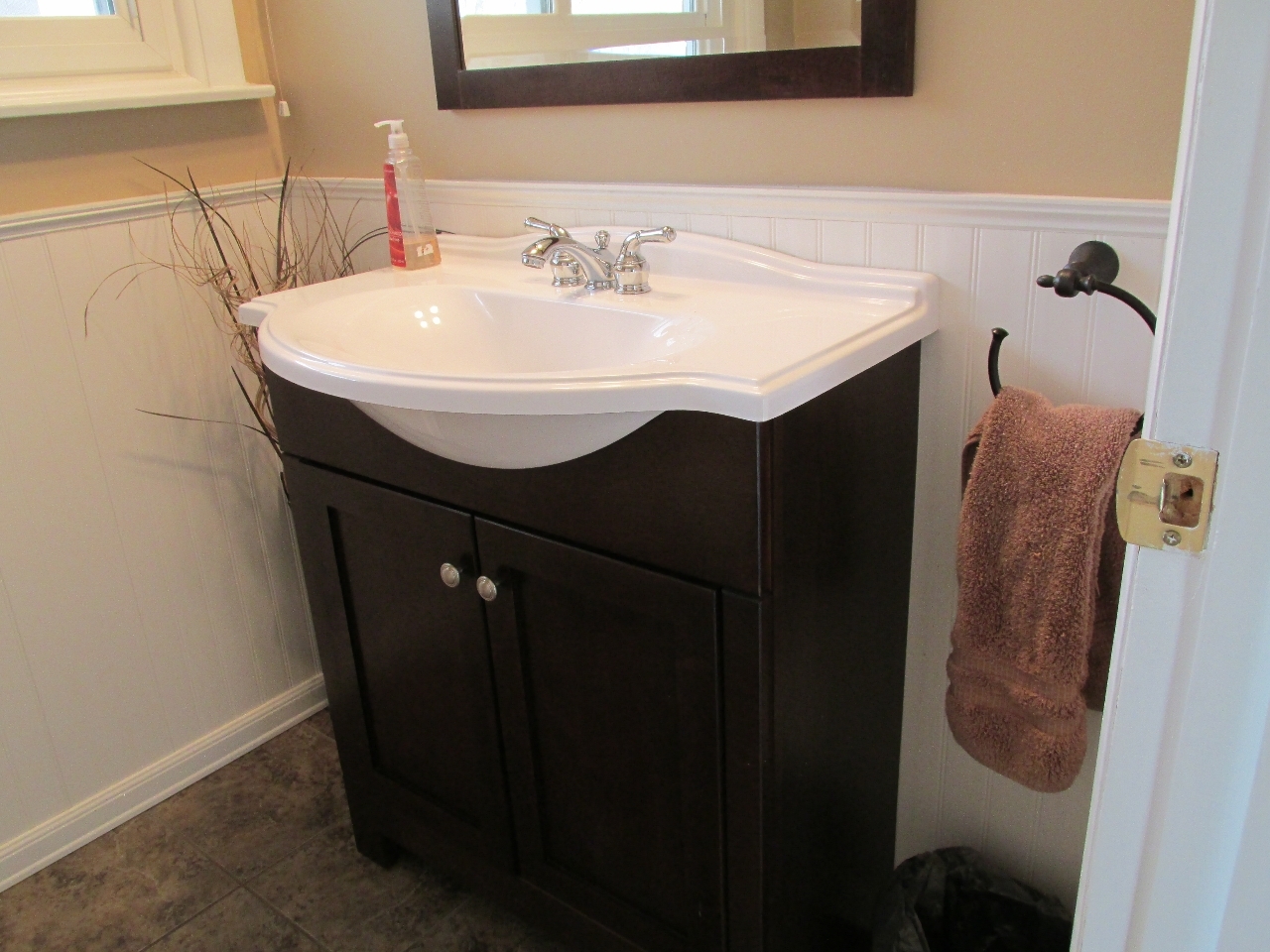 394 Partridge Road Pittsfield, MA 01201 - Photo 11 of 21 First floor half bath