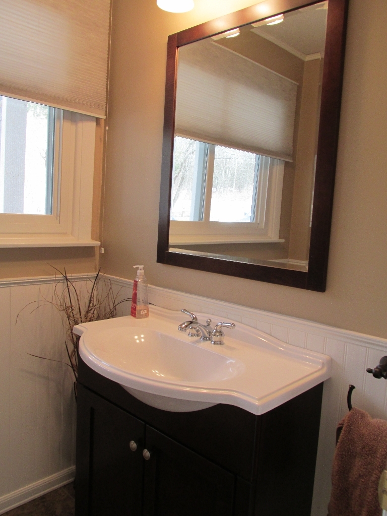 394 Partridge Road Pittsfield, MA 01201 - Photo 12 of 21 Half bath