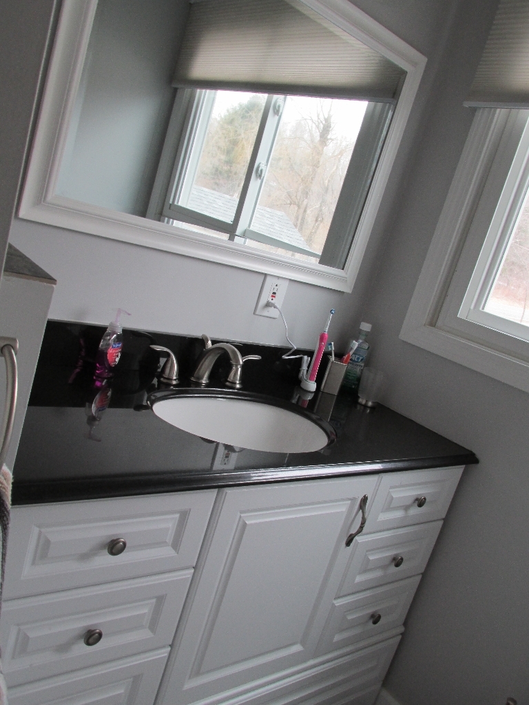 394 Partridge Road Pittsfield, MA 01201 - Photo 19 of 21 Upstairs full bath