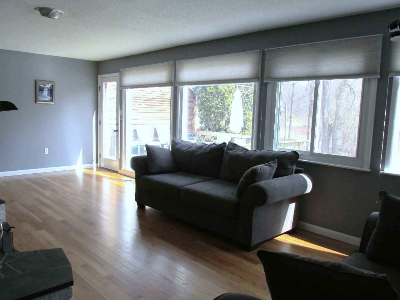 394 Partridge Road Pittsfield, MA 01201 - Photo 8 of 21 Living room