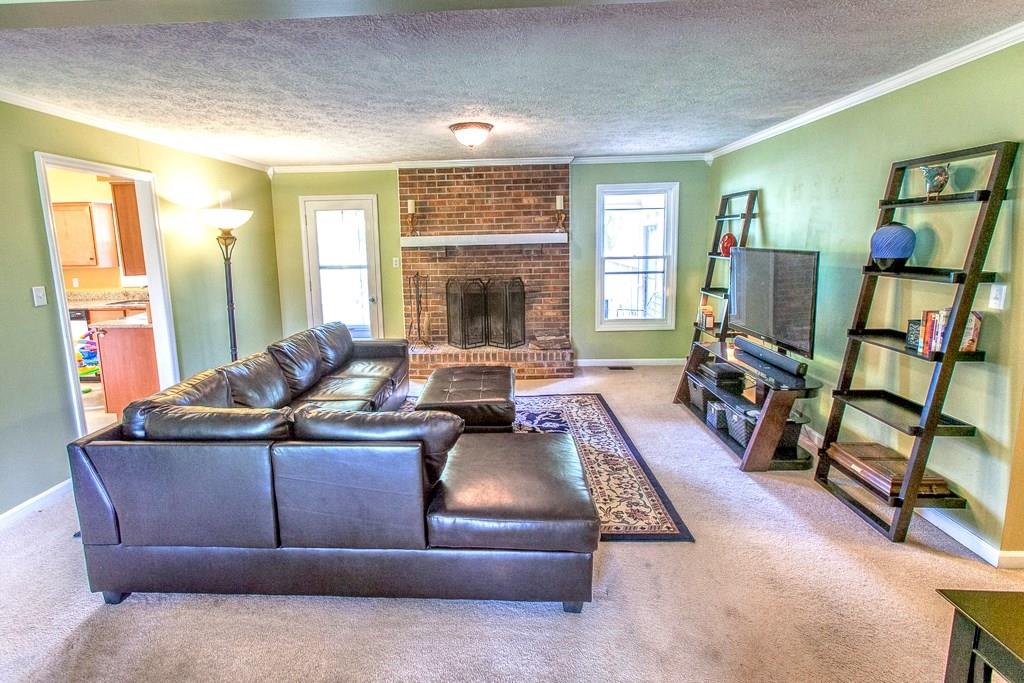 6306 Harbridge Road Indianapolis, IN 46220 - Photo 8 of 18 Gallery Image 8