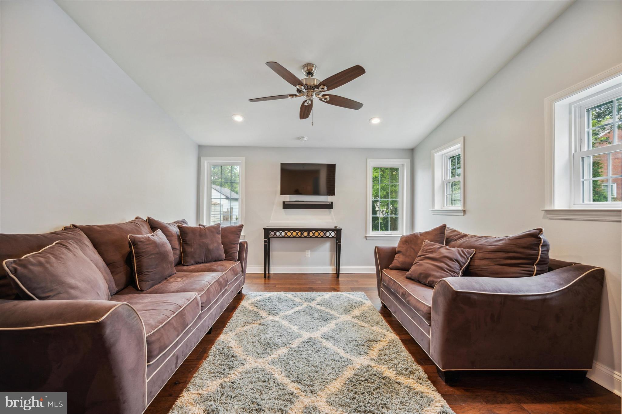 504 Shelbourne Road Havertown, PA 19083 - Photo 15 of 35