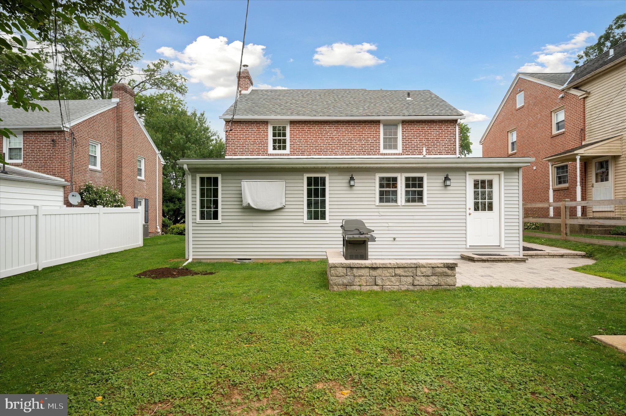 504 Shelbourne Road Havertown, PA 19083 - Photo 6 of 35