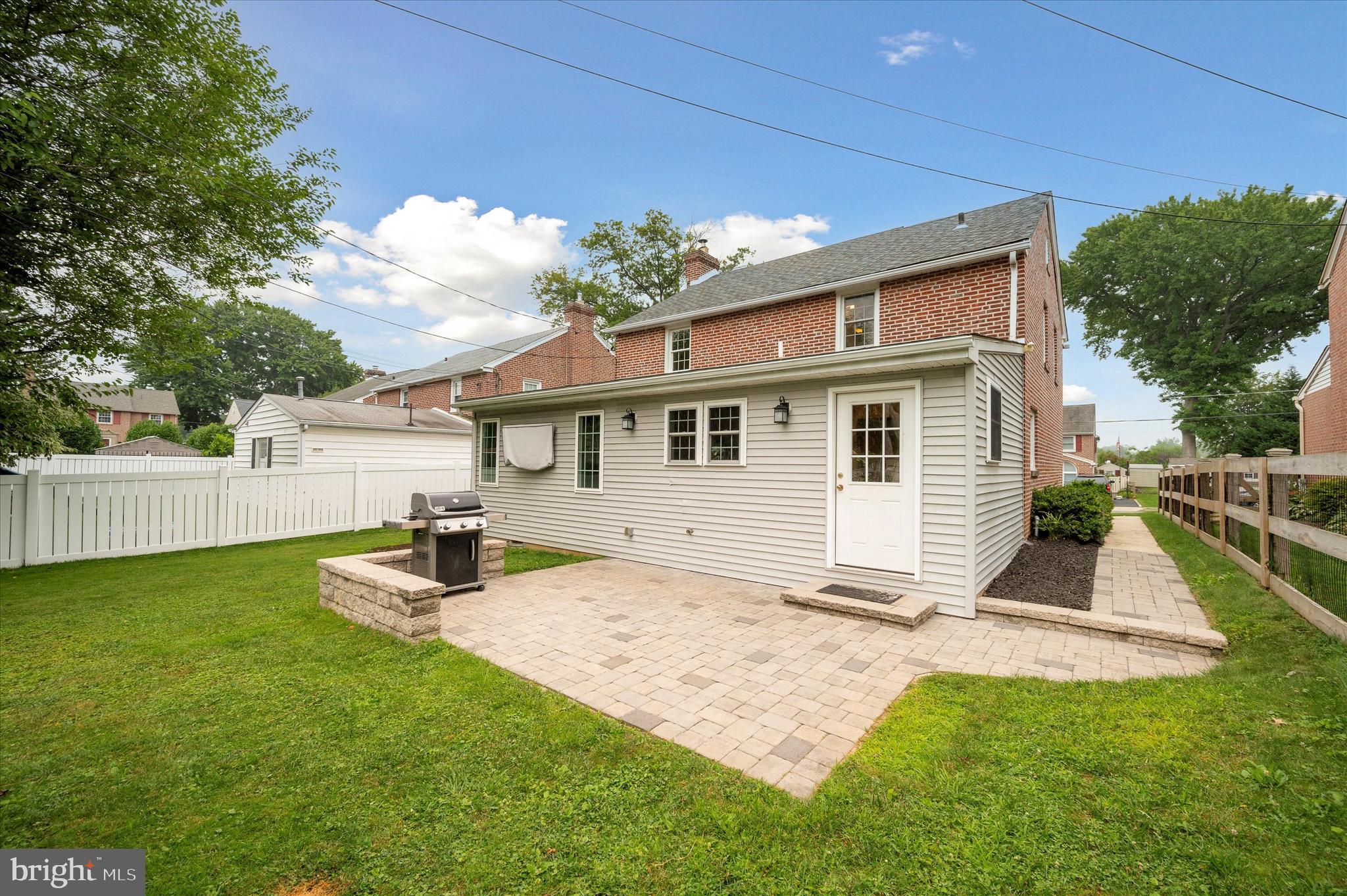 504 Shelbourne Road Havertown, PA 19083 - Photo 7 of 35