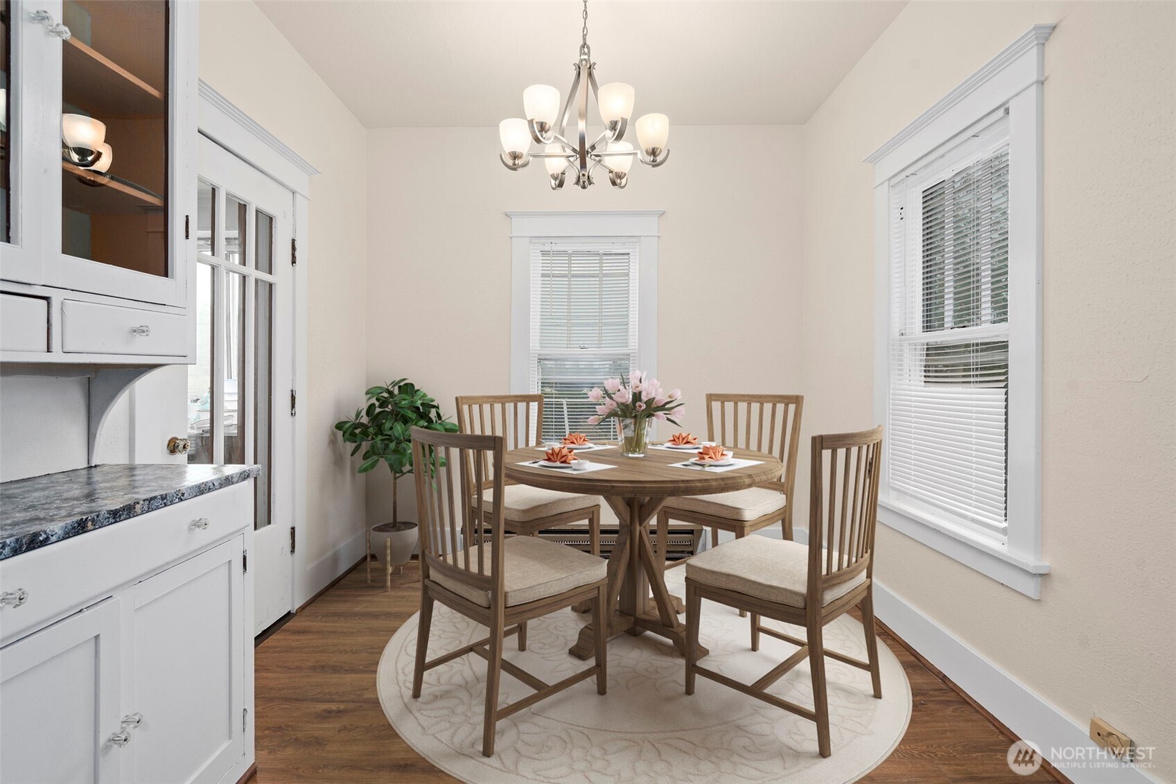 26 Southeast Spring Street Chehalis, WA 98532 - Photo 13 of 33