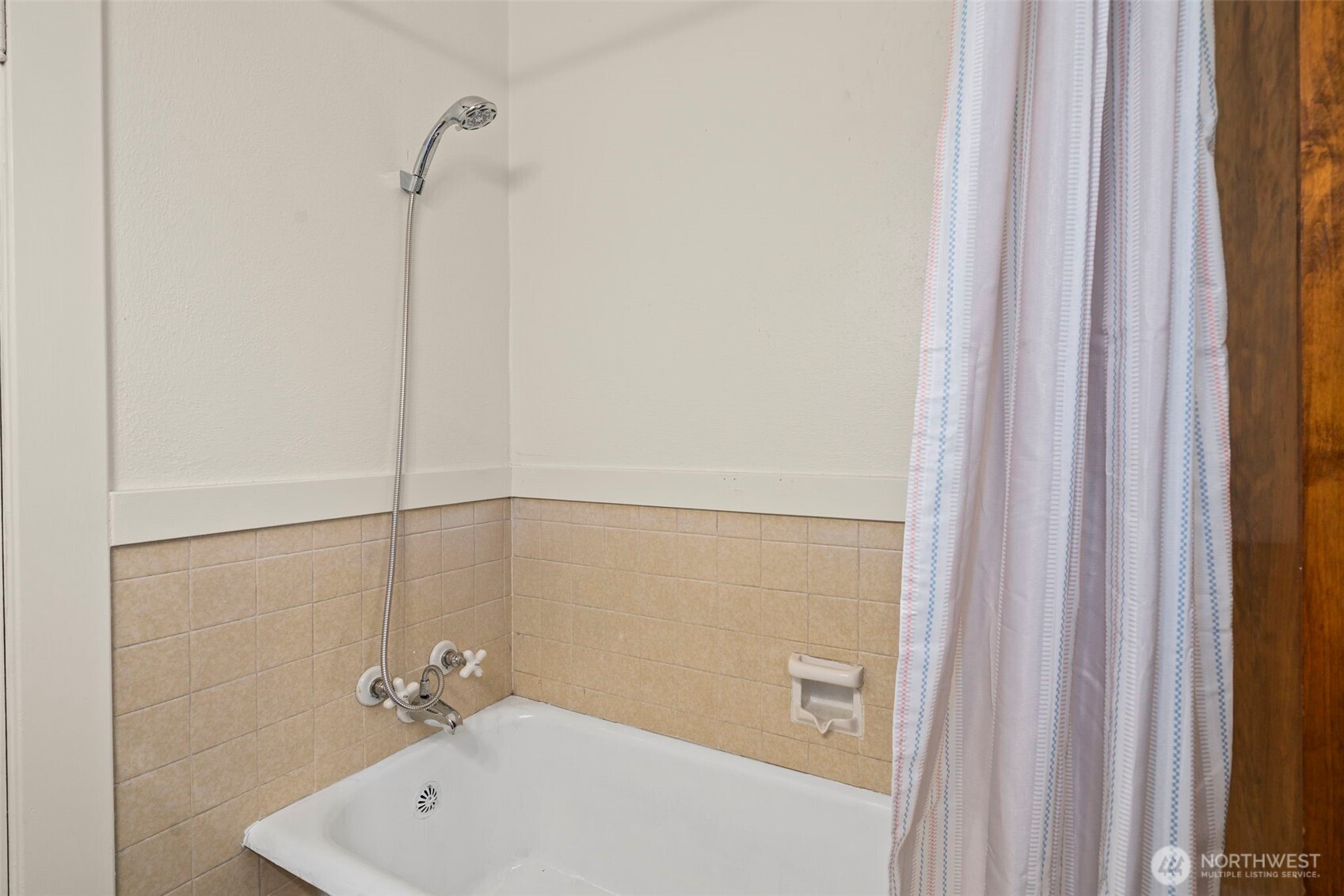 26 Southeast Spring Street Chehalis, WA 98532 - Photo 19 of 33