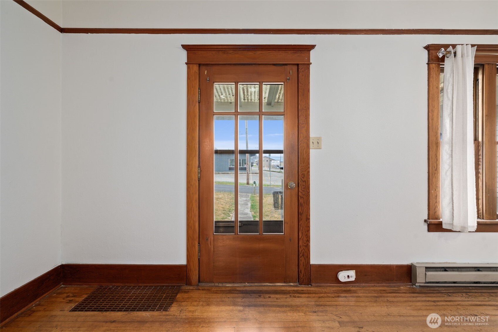 26 Southeast Spring Street Chehalis, WA 98532 - Photo 5 of 33