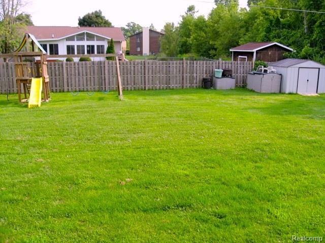 7115 Calkins Road Flint, MI 48532 - Photo 17 of 18 IMG_5020.jpg