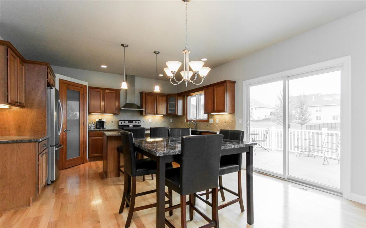 2830 Twinleaf Road Robins, IA 52411 - Photo 6 of 25 Gallery Image 6