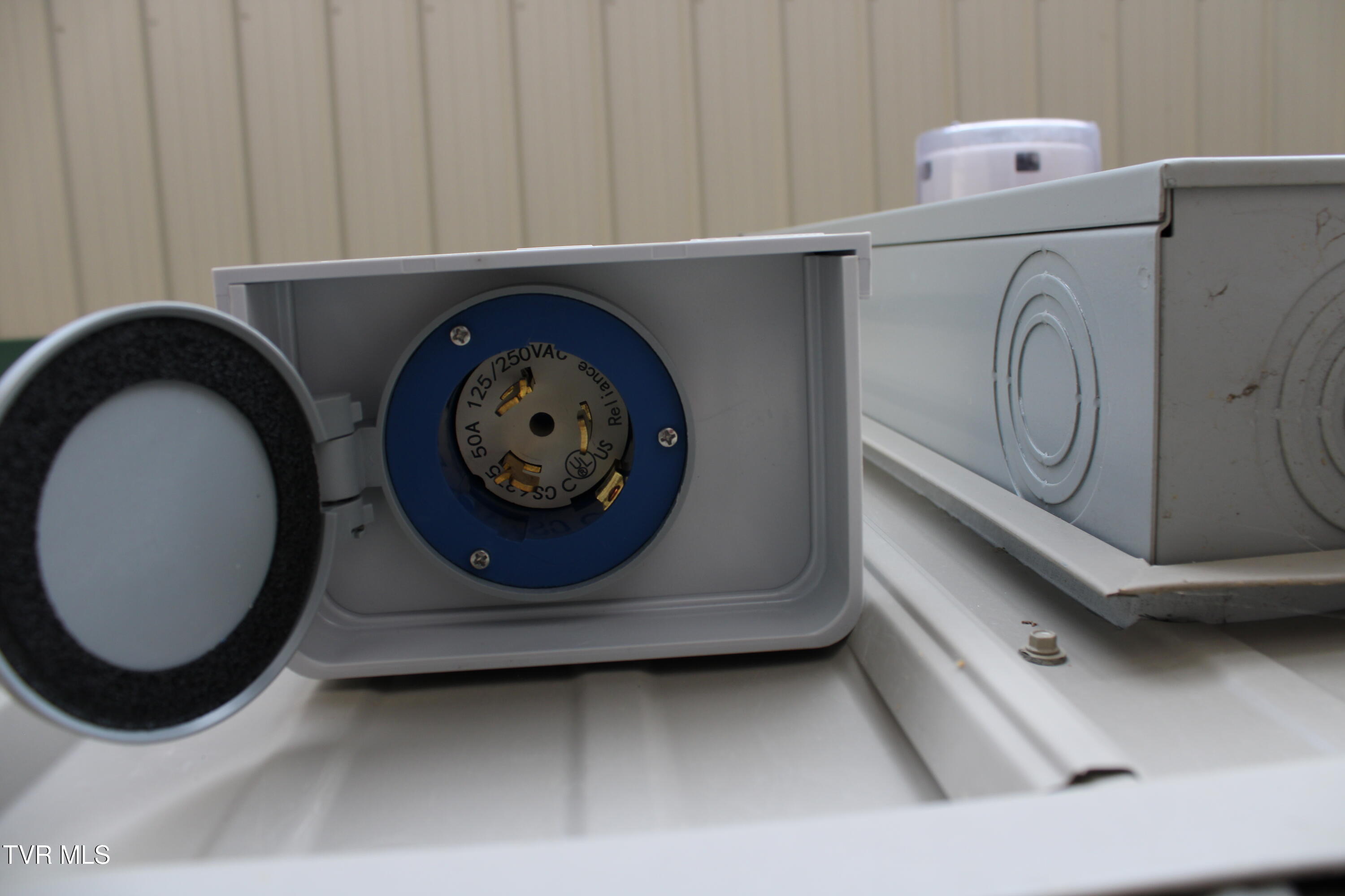 2044 Pigeon Creek Road Greeneville, TN 37743 - Photo 114 of 163 IMG_2956