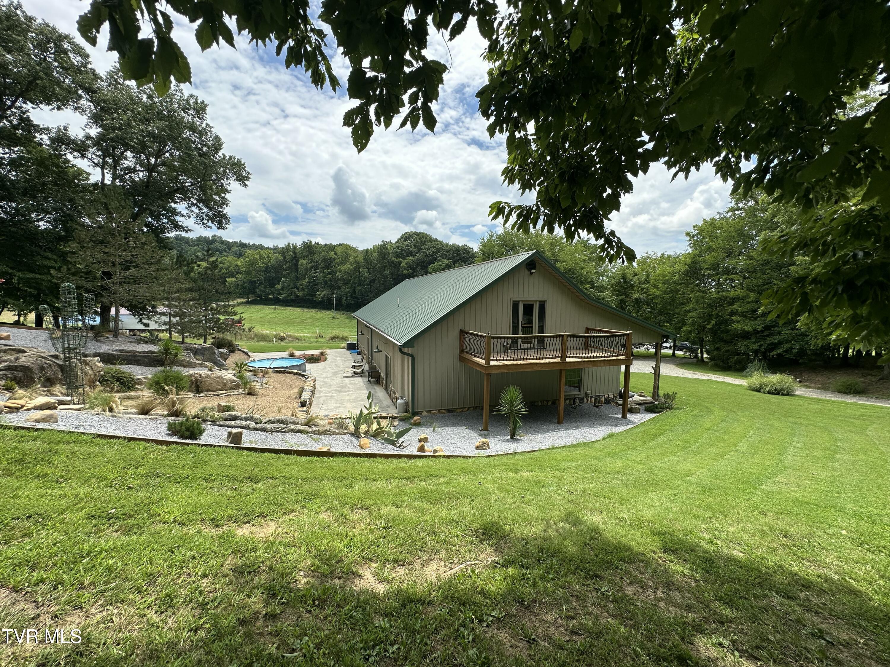 2044 Pigeon Creek Road Greeneville, TN 37743 - Photo 29 of 163 IMG_7373