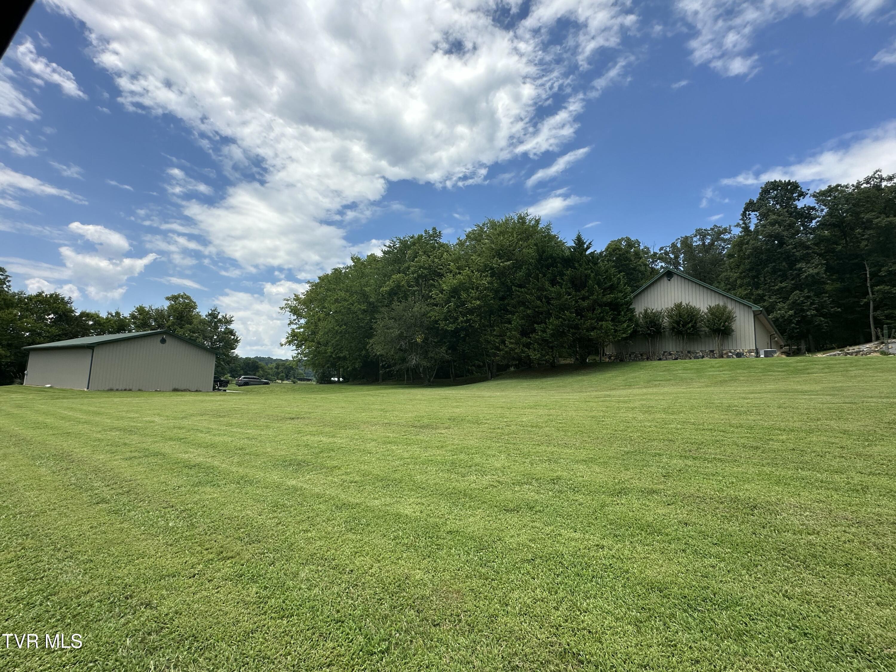 2044 Pigeon Creek Road Greeneville, TN 37743 - Photo 38 of 163 IMG_7401