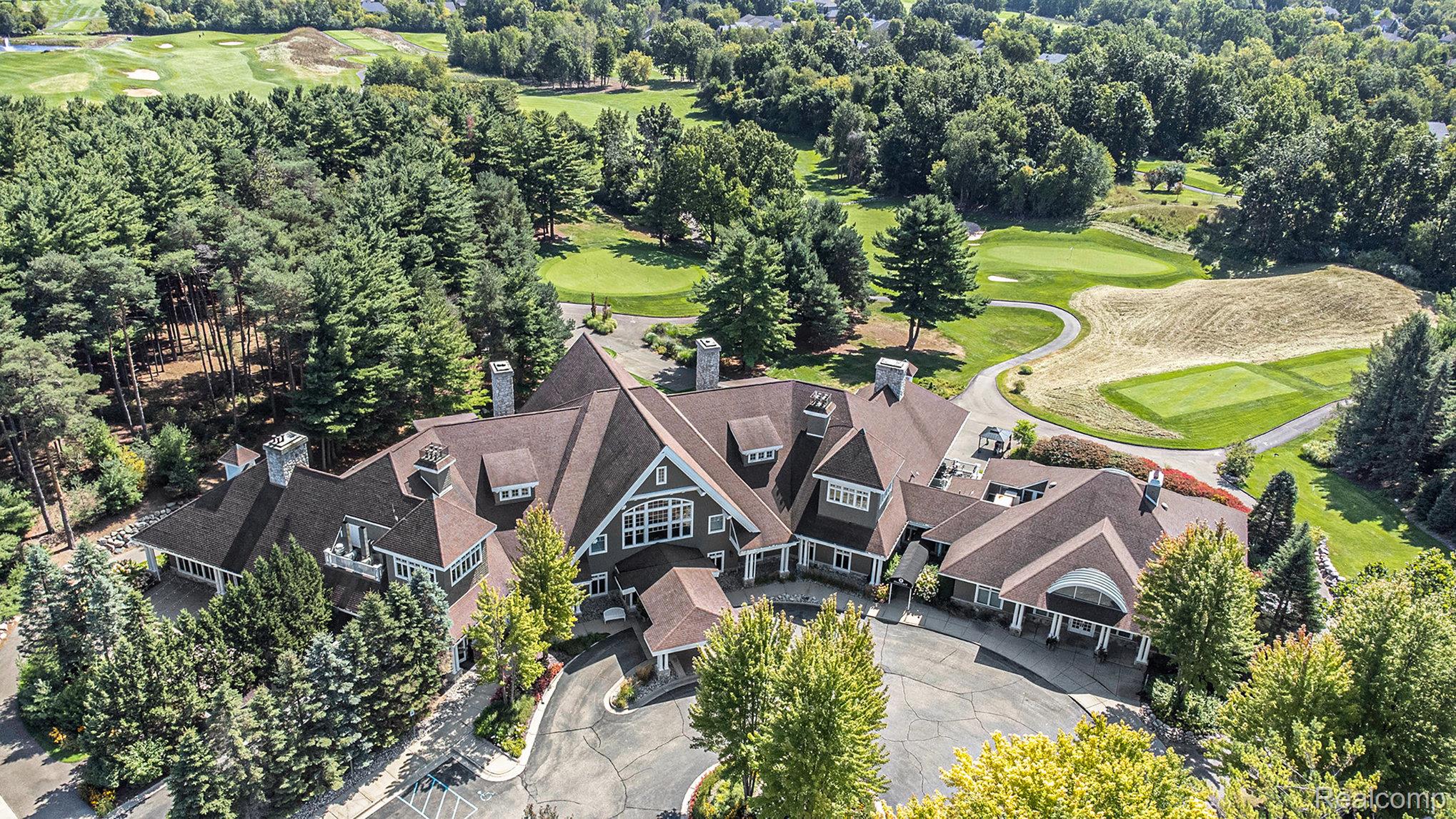 6997 Oakhurst Ridge Road Clarkston, MI 48348 - Photo 7 of 66 file_611.jpg