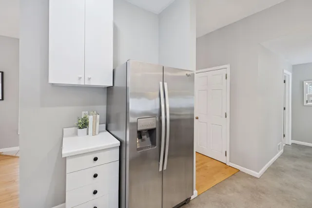 $385,000 | 520 Hanlon Avenue, Wayzata, MN 55391