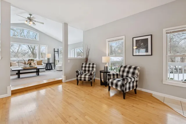 $385,000 | 520 Hanlon Avenue, Wayzata, MN 55391