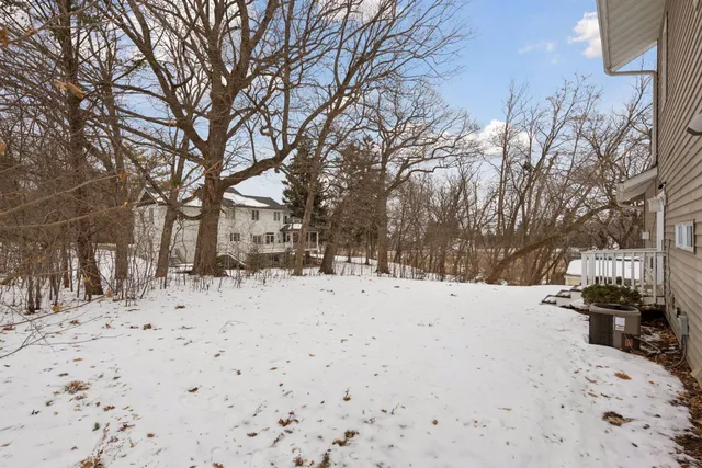 $385,000 | 520 Hanlon Avenue, Wayzata, MN 55391