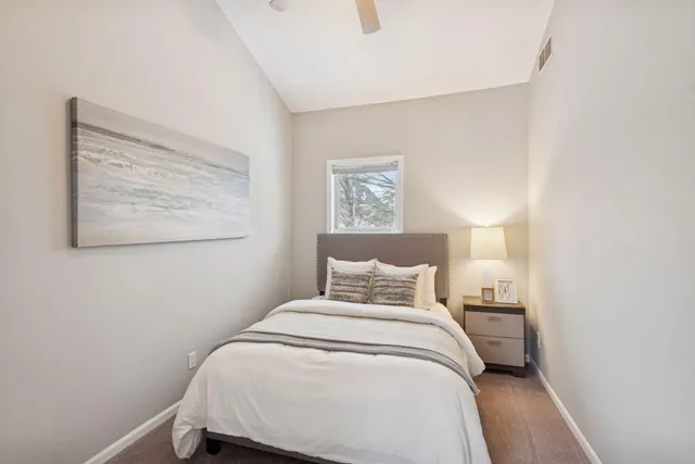 $385,000 | 520 Hanlon Avenue, Wayzata, MN 55391